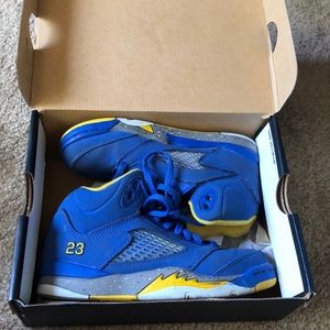 boys jordan 5’s